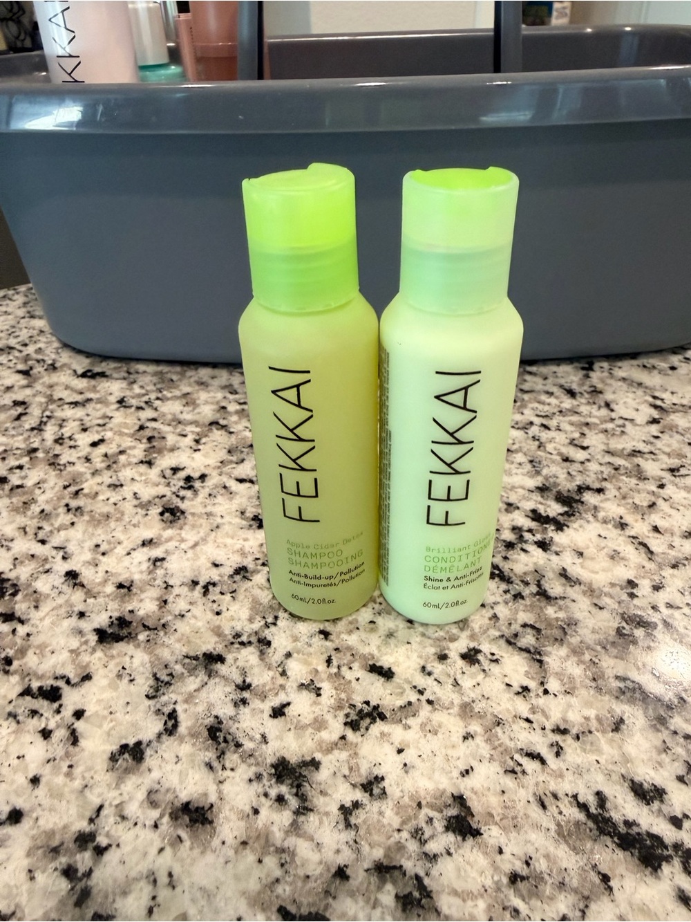 Fekkai Shampoo & Conditioner Apple Cider Detox - Picture 4 of 6